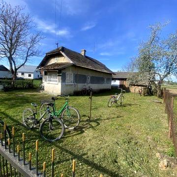 Продається цегляний будинок с. Тейсарів