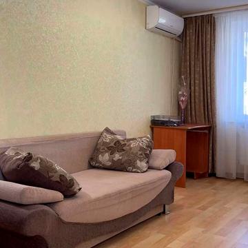 Продам 2 кімнатну квартиру з ремонтом, 5/5 район