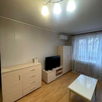 Оренда затишної 1 кім квартири в центрі міста на Соборності 33 (Цирк)
