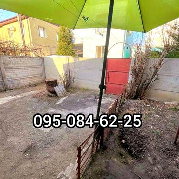 Двух кімнатна квартира+1кімната в комунальці. Вул.Бідзая 43