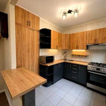 Простора квартира для сім’ї в зеленій зоні