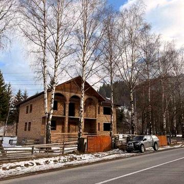 Котедж, Криворівня, під готель, поруч річка