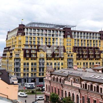 Продаж панорамної 1к квартири 67.8 кв. м на вул. Нижній Вал 27-29 ЖК Подол Престиж
