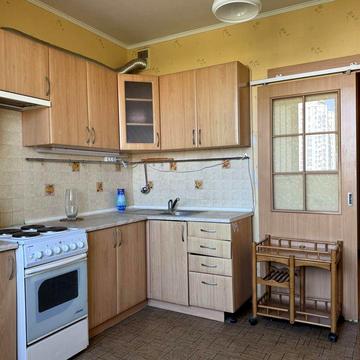 Продаж 1 кімн. квартри, 53м2 по вул. Мілютенка 28-В, Лісовий масив.