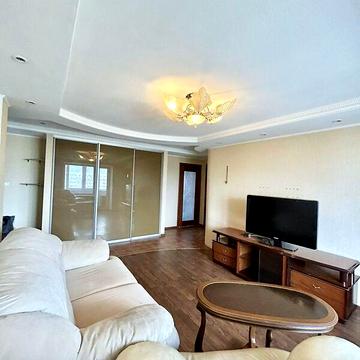 Продаж 3к Квартира Дніпровська (Леппіка) вулиця