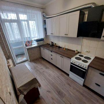 Продам Великогабаритну Двокімнатну квартиру