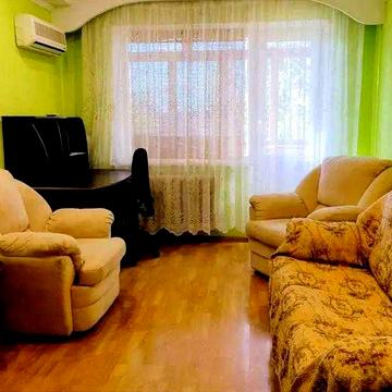 Братиславська 16, 2 к квартира в відмінному стані, м. Чернігівська 10 хв пішки