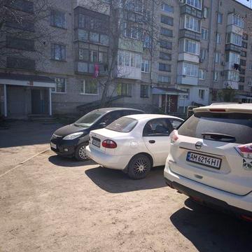 Продається 3 кімнатна квартира
