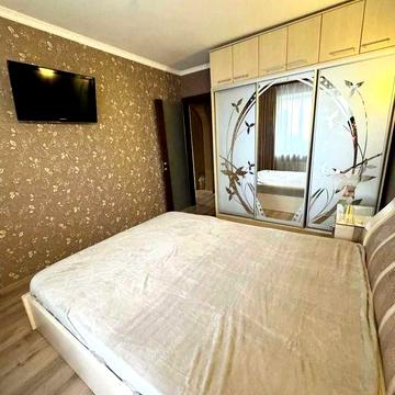 Сдам 2х комнатную квартиру по адресу буль.Славы. 4