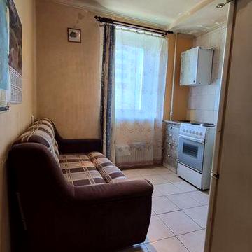 Продам 1квартиру  Ахсарова   біля метро Олексiiвська LS13