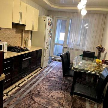 Продам 3 х кімнатну квартиру з індивідуальним опаленням