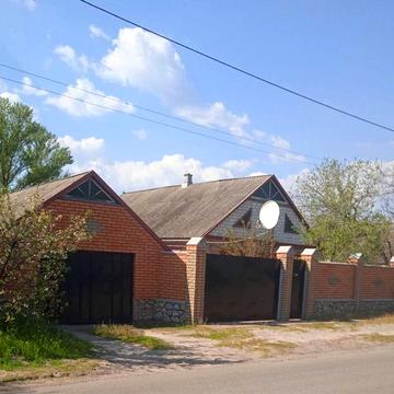 Продам Будинок в передмісті міста Берестин, село Наталине, підтримую програми.