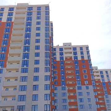 Срочно! продам 2 кімнатну квартиру 62 кв м на 5 поверсі. Море ЖК Золота ера