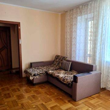 Здається одно кімн. кв. авт. опалення  в. Чорновола.