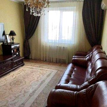 Продаж 3 кімнатної квартири на Нових Будинках