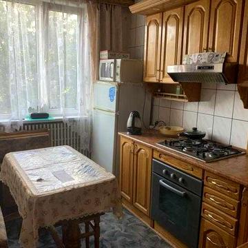 Продам 3к квартиру Роганский ж\м Улучшен. планировки. 2й Этаж\9ти