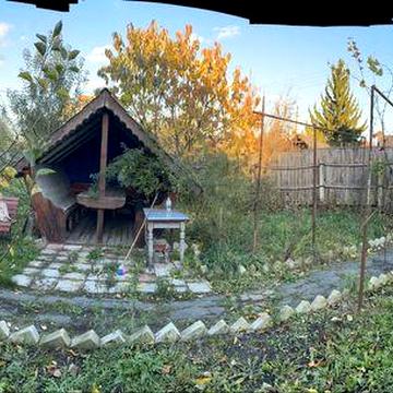 Продам частину будинку, земельну ділянку