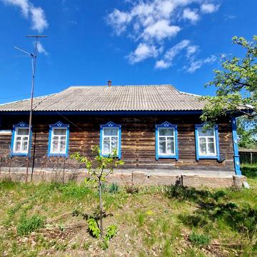 Продам будинок в Сухолуччя з великою ділянкою