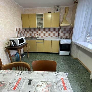 У продажу 4к квартира, дворівнева квартира в м.Чорноморськ!