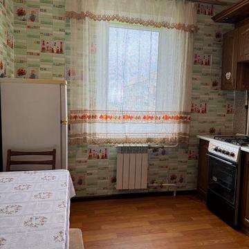 Продаж 2 кімнатноі квартири в кор.р-ні ,Океанівська 56