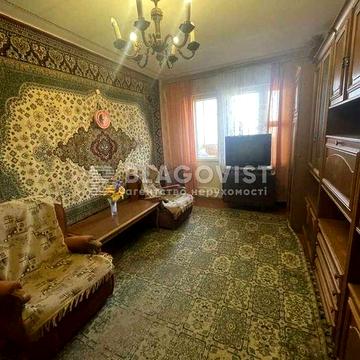 Продаж 3к квартири на вул. Ніколаєва 9, Троєщина, Деснянський район, Маяковського Червоної Калини Бальзака Каштанова