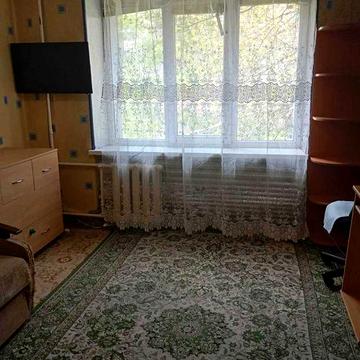 Продам 1 к. гостинку м. Масельского, ул.Свистуна