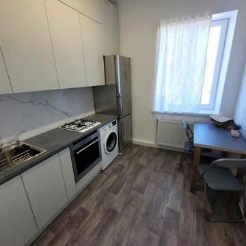 1 кімнатна квартира, ПЕРША ЗДАЧА, м. Камянка-Бузька (центр)