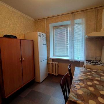 Юрія Литвинського 84, оренда 1-к квартири, метро Бориспільська, газ!