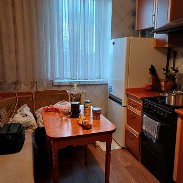 Продаж квартири на Крошні!