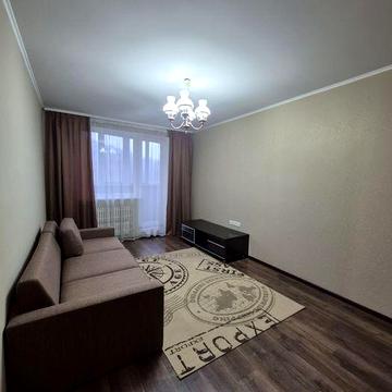 Продам 2кв метро Салтівська вул.Леся Сердюка 40, ключі в мене