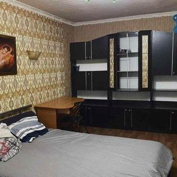 Продам 2-ком квартиру на пр-те. Аэрокосмическом (Гагарина)
