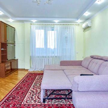 2к. Дарницький бул. 10. 77/42/14. м. Дарниця