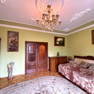 БЕЗ КОМІСІЇ Продаж 2 кім. квартира 82.2 м2 вул. Погулянка, м. Львів