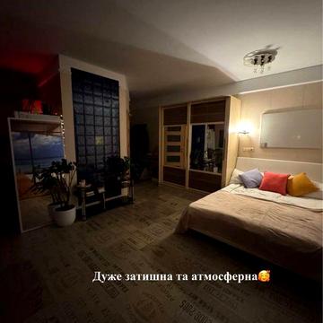 1к студія, панорама на Київ, палац спорту, гулівер, парус - 2 хв.