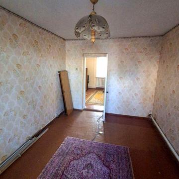 Продаж 4-кімнатної квартири