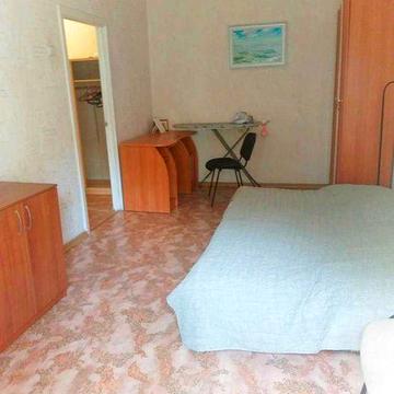 Продам 1-кімнатну квартиру в центрі Києва, ПЕЧЕРСК,вул. Є.Коновальця 29