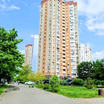 Продаж квартири на Позняках, вулиця Драгоманова 1Б - поруч з озером ЖК Драгоманова 1Б