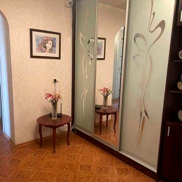 Продам комфортну 3кім. кв-ру в гарному стані з добротним ремонтом в.Лаврухіна,11, 4 поверх