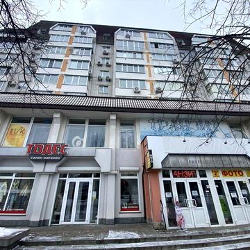 Продам двурівневу  2кім.кв. в центі міста (програми)