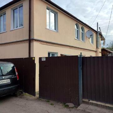 Продам велику частину будинку в районі автовокзалу