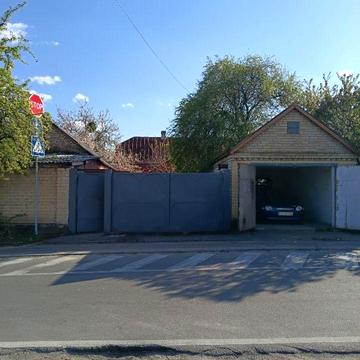 None 240000.0 USD