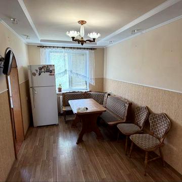 4-кімнатна квартира з мебляими та технікою