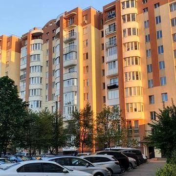 Оренда сучасної 2 кім. квартири в заселеній новобудові вул. Демнянська