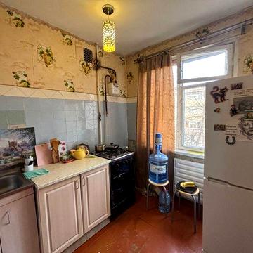 Продаж 1 кім, Радченка, 4