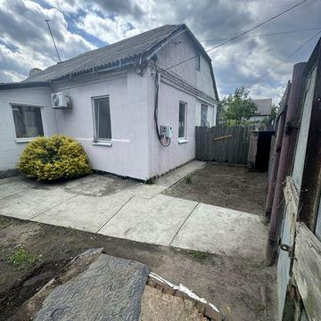 Продам пів будинку лівий берег