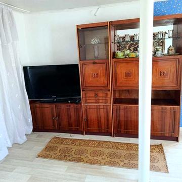 Сдаю 2 комнатную квартиру район Колоса. На короткий срок.