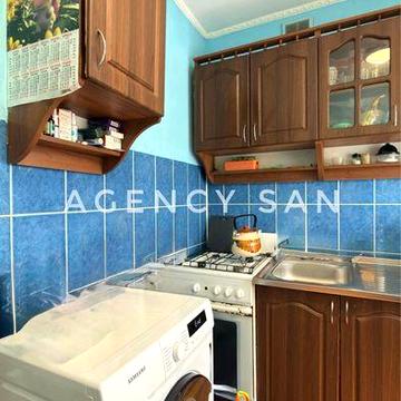 Продам 1к квартиру в Центрі вул. Антонова