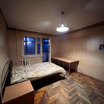 Продажа 2ой квартиры в Днепровском р-не