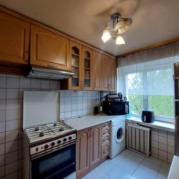 Продаж 2-кімнатної затишної квартири, неподалік від м Виставковий центр,м Васильківська 
 вул. Виставкова 4,неподалік метро ВДНГ і метро Голосіївська