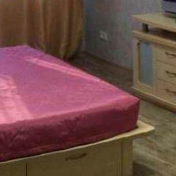 Здається 1 к квартира на Замостянскій